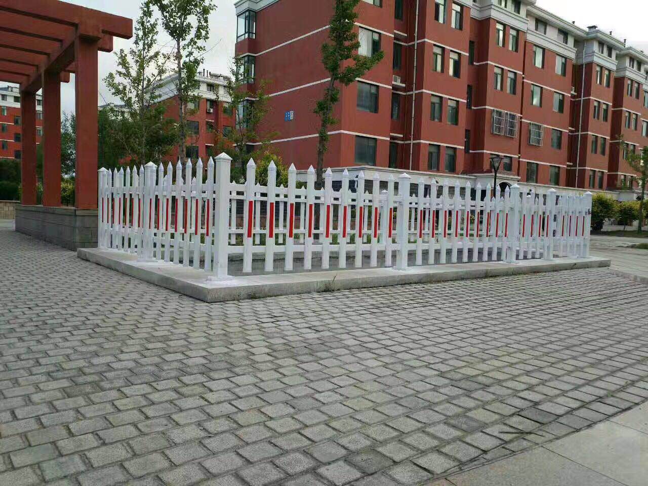 pvc護欄，鋅鋼護欄專業供應商